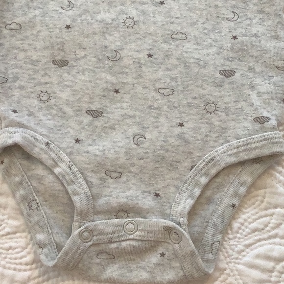 The Honest Company, Carter’s & Rene Rolfe Set of 3, Size 3-6 Months - Picture 7 of 12